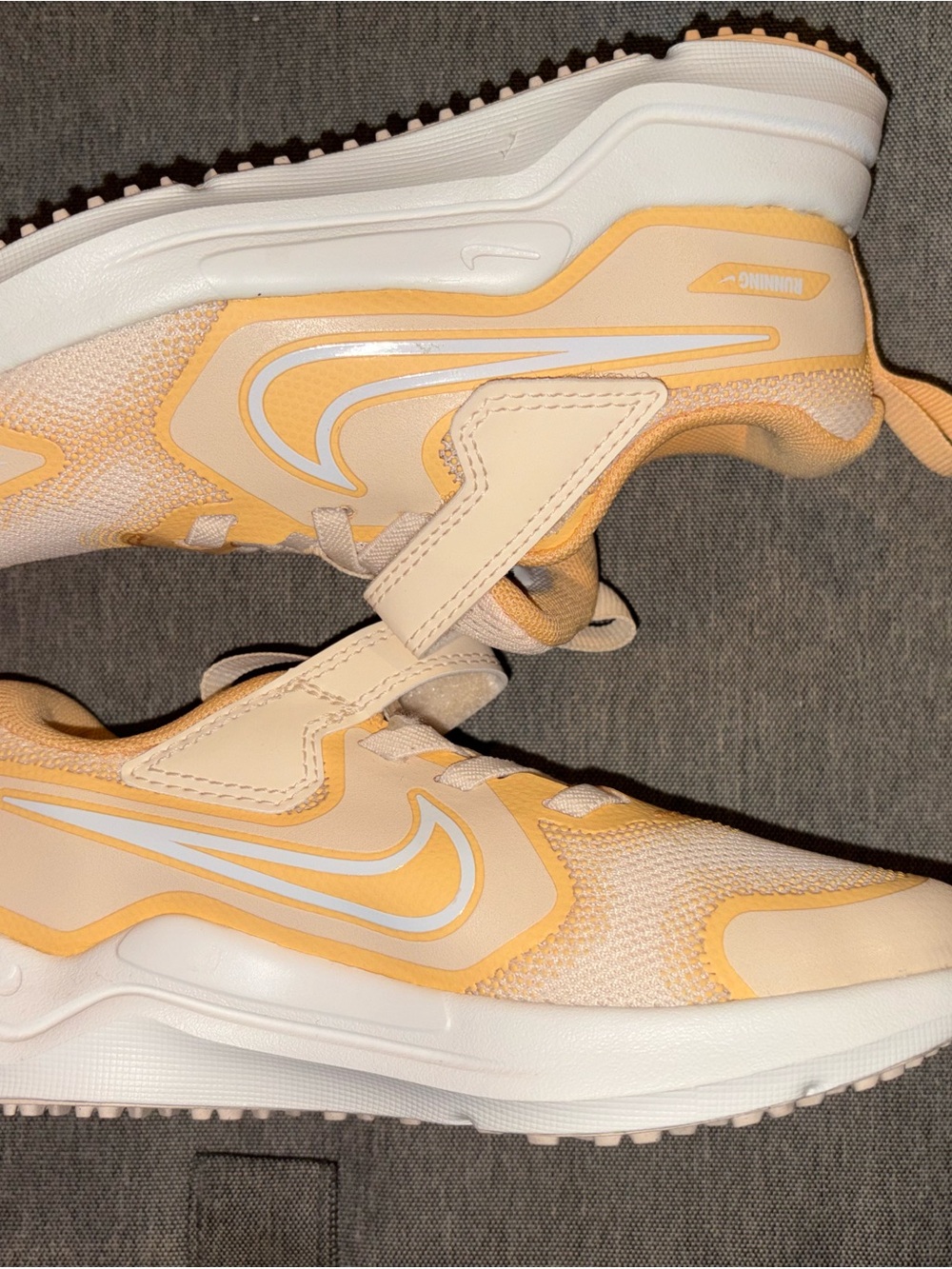 New Nike Kids Peach and White Velcro Athletic Sneakers - Picture 5 of 6